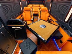 Hongqi Golden Sunflower Guoyue 3.0T flagship version 17 seats - фото 20
