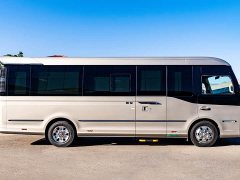 Hongqi Golden Sunflower Guoyue 3.0T flagship version 17 seats - фото 4
