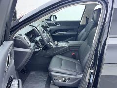 Hongqi HS3 PHEV 125km, 2 million units commemorative edition - фото 12