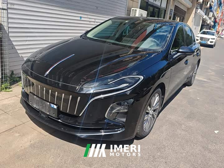 Hongqi E-QM5 620km PLUS - автомобиль из Китая