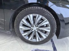 Hongqi E-QM5 560km PLUS - фото 6