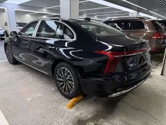 Hongqi H5 2.0T automatic Qichang version - фото 13