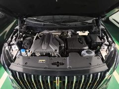Hongqi HS7 PHEV 2.0T PHEV four-wheel drive 2 million units commemorative edition 6 seats - фото 20