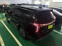 Hongqi HS7 PHEV 2.0T PHEV four-wheel drive 2 million units commemorative edition 6 seats - фото 5