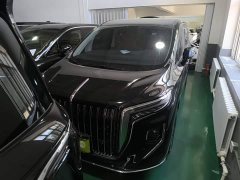 Hongqi HQ9 PHEV 2.0T four-wheel drive business version - фото 1