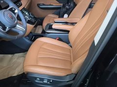 Hongqi HQ9 PHEV 2.0T four-wheel drive business version - фото 15