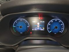 Hongqi E-QM5 2023 facelift basic travel version - фото 12