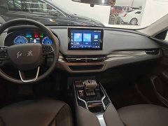 Hongqi E-QM5 2023 facelift basic travel version - фото 13