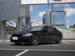 BMW 5 Series (Imported) 540i Fashion Edition M Sports Package - фото 1