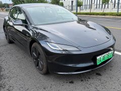 Tesla Model 3 rear-wheel drive version - фото 1