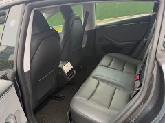 Tesla Model 3 rear-wheel drive version - фото 10