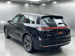 Hongqi Shangjie H5 extended range Max - фото 6