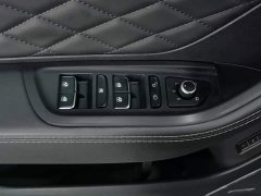 Hongqi HS7 3.0T automatic four-wheel drive Zhilianqi Chang Edition, five seats - фото 9