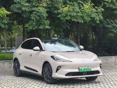 IM Motors Zhiji LS6 Smart Lizard Driving Edition - фото 3