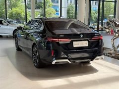 BMW 5 Series 525Li M Sports Package - фото 15
