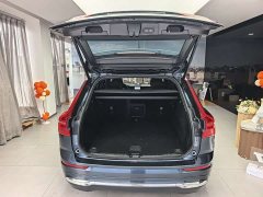 Volvo XC60 plug-in hybrid 2025 plug-in hybrid long-range four-wheel drive Zhiya luxury version - фото 17