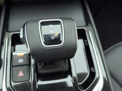 Hongqi E-QM5 2023 facelift basic travel version - фото 16
