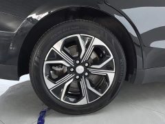 Hongqi E-QM5 2023 facelift basic travel version - фото 6