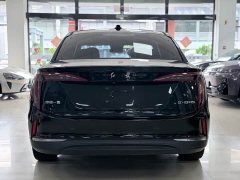 Hongqi E-QM5 2021 Charging Qiyue Edition - фото 5