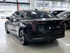 Hongqi E-QM5 2021 Charging Qiyue Edition - фото 6