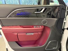 Hongqi E-HS9 660km Qichang version six seats - фото 6