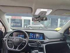 Changan CS75PLUS 1.5T automatic premium - фото 6