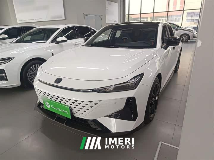 Changan UNI-V 1.5T premium