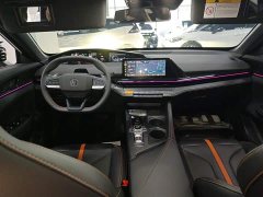 Changan UNI-V 1.5T premium - фото 10