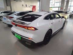 Changan UNI-V 1.5T premium - фото 7