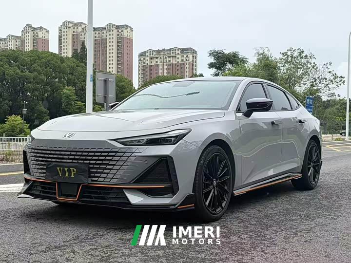 Changan UNI-V 1.5T premium