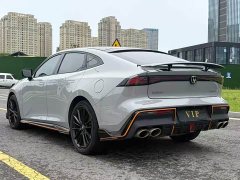 Changan UNI-V 1.5T premium - фото 9