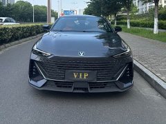Changan UNI-V 1.5T premium - фото 2