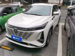 Changan CS75PLUS third generation 1.5T automatic premium - фото 1