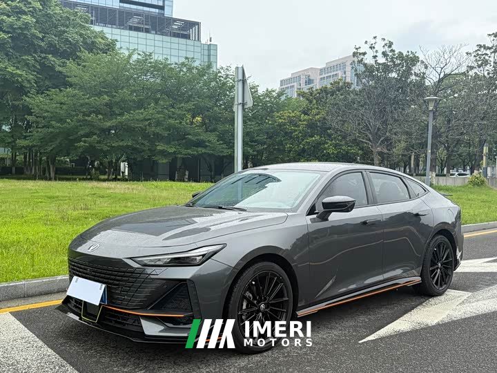 Changan UNI-V 1.5T sports version - автомобиль из Китая