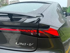 Changan UNI-V 1.5T sports version - фото 15