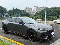 Changan UNI-V 1.5T sports version - фото 3