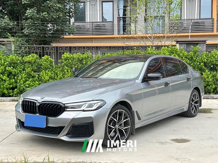 BMW 5 Series 530Li Exclusive M Sports Package - автомобиль из Китая