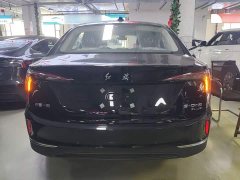 Hongqi E-QM5 610km PLUS - фото 6