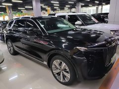 Hongqi E-HS9 690km flagship version six seats - фото 4