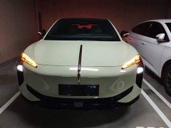 Hongqi EH7 2025 690 Smart Select Edition - фото 3