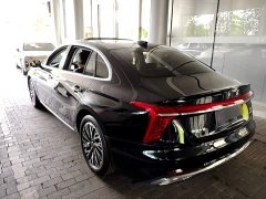 Hongqi H5 2.0T automatic Qichang version - фото 5