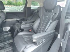 Hongqi HQ9 PHEV 2.0T four-wheel drive business version - фото 17
