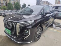 Hongqi HQ9 PHEV 2.0T four-wheel drive business version - фото 2