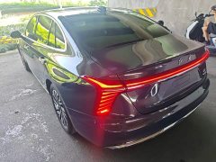 Hongqi H5 2023 2.0T automatic smart connected flag version - фото 5