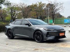 Changan UNI-V 1.5T premium - фото 2