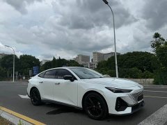 Changan UNI-V 1.5T premium - фото 3