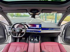 BMW 5 Series 530Li Exclusive M Sports Package - фото 9