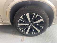 Volvo XC90 facelift B6 Zhiyuan Deluxe Edition 6 seats - фото 3