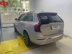 Volvo XC90 facelift B6 Zhiyuan Deluxe Edition 6 seats - фото 5