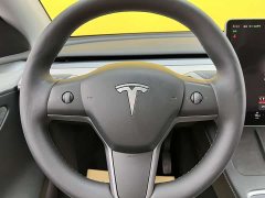 Tesla Model Y rear-wheel drive version - фото 7